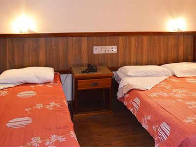 Reinales Plaza Otel