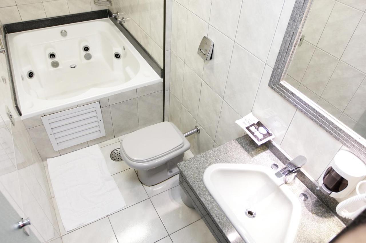 Khách sạn tình yêu Metropolis Centro (adults Only)