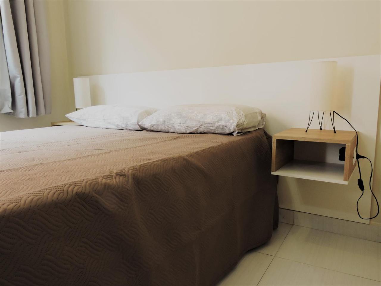Apartment 10 *