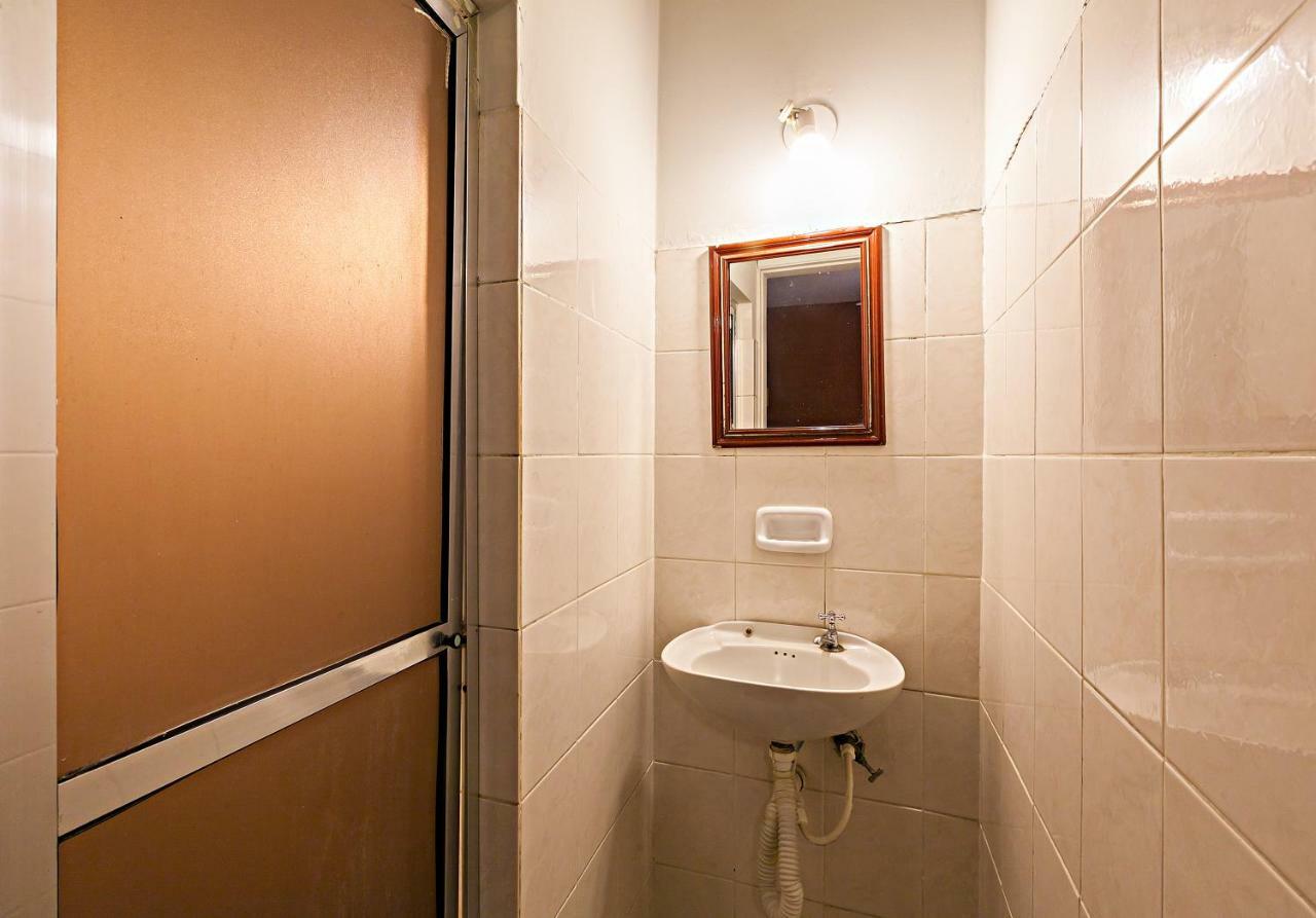 Economico Ao Lado Do Metro Khách sạn São Paulo