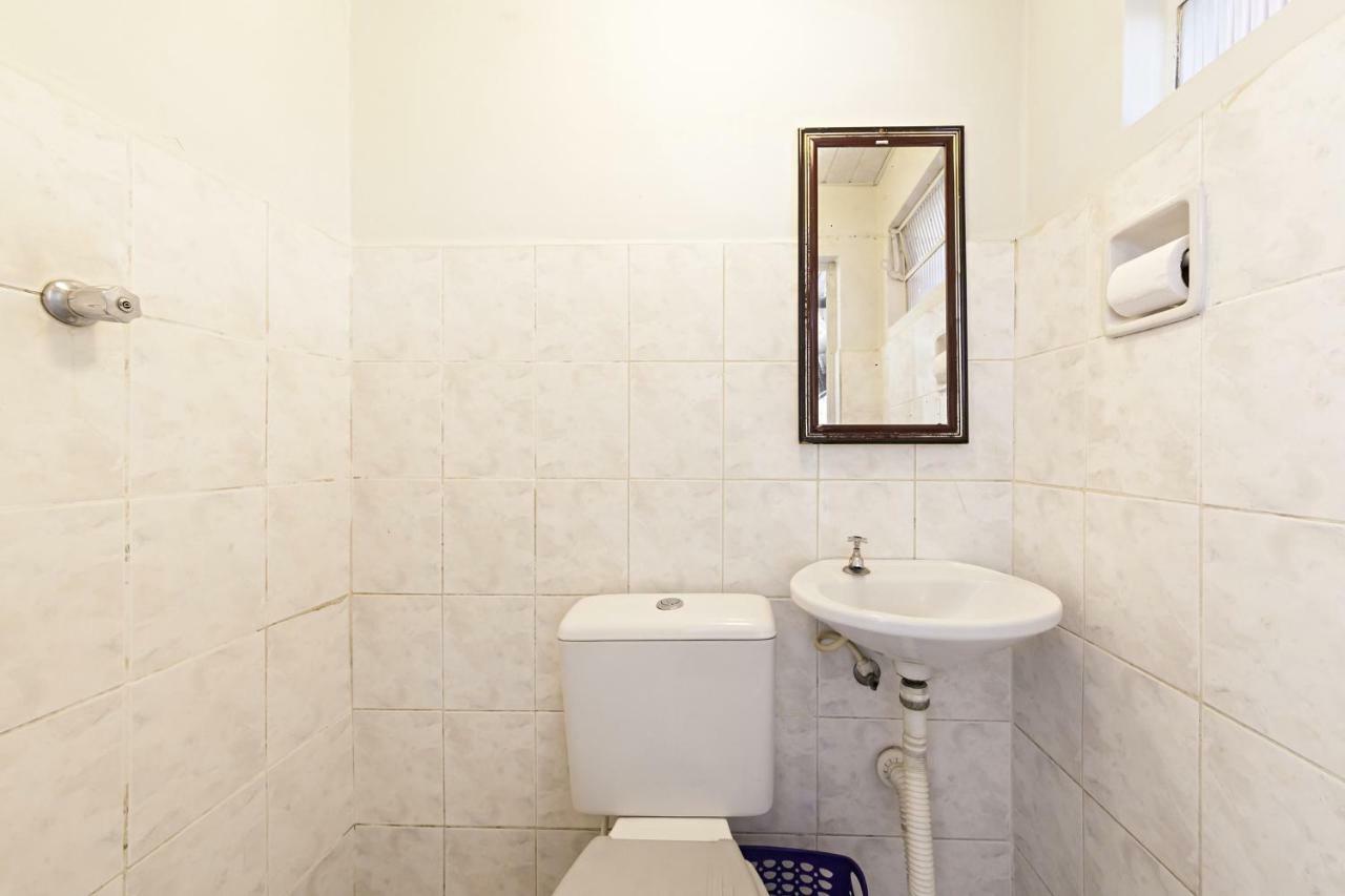 Economico Ao Lado Do Metro São Paulo