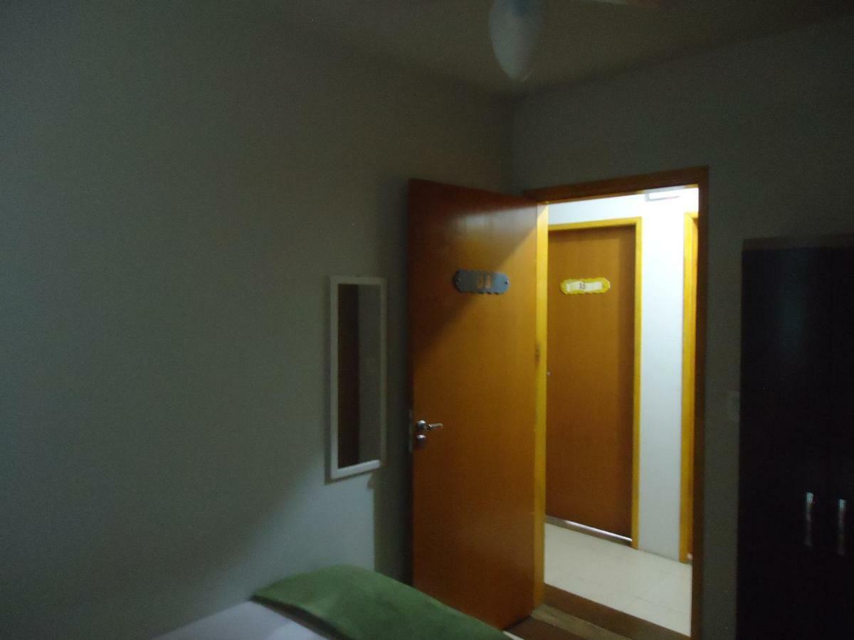 Hostel Acadepol, Metro Butanta, Usp Sao Paulo