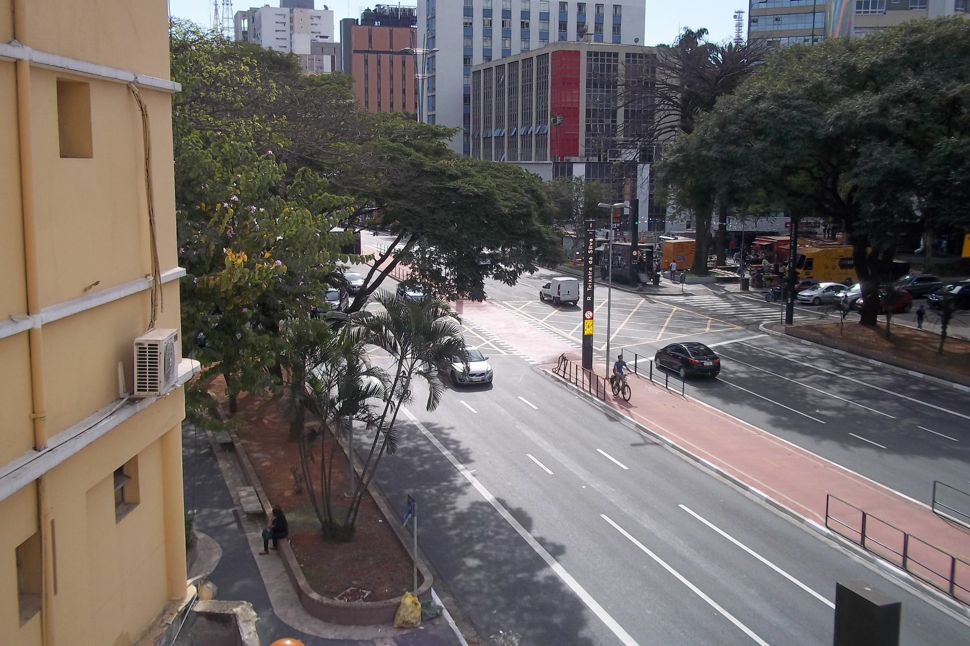 Mova 104 - Consulado Avenida Paulista Hotel 3*