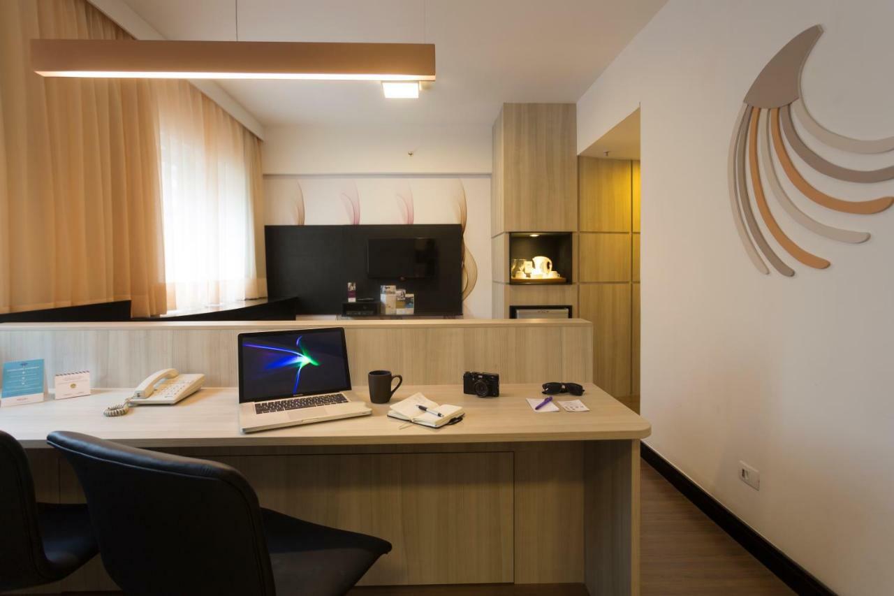 Flat 702 Patio Paulista - Bela Vista 4*