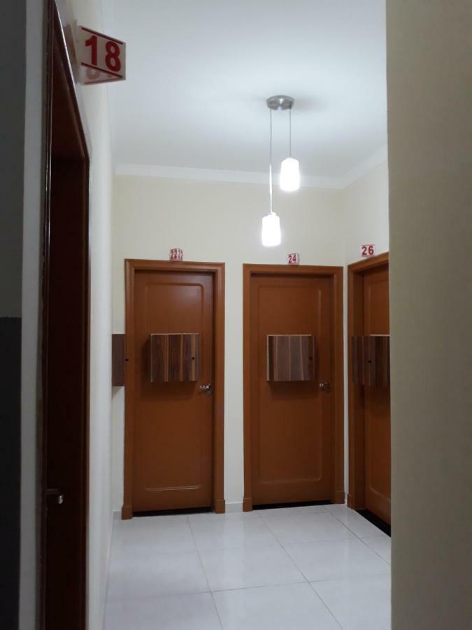 Zeus 2 Khách sạn