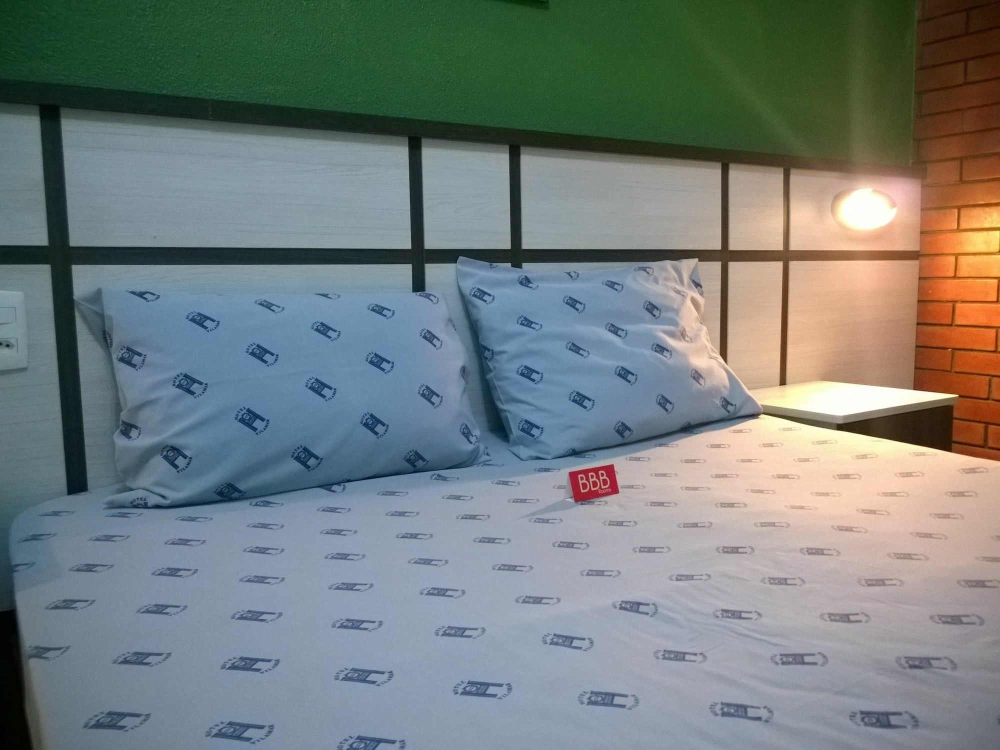 Otel Bbb Metro Praca Da Arvore Sp 2*