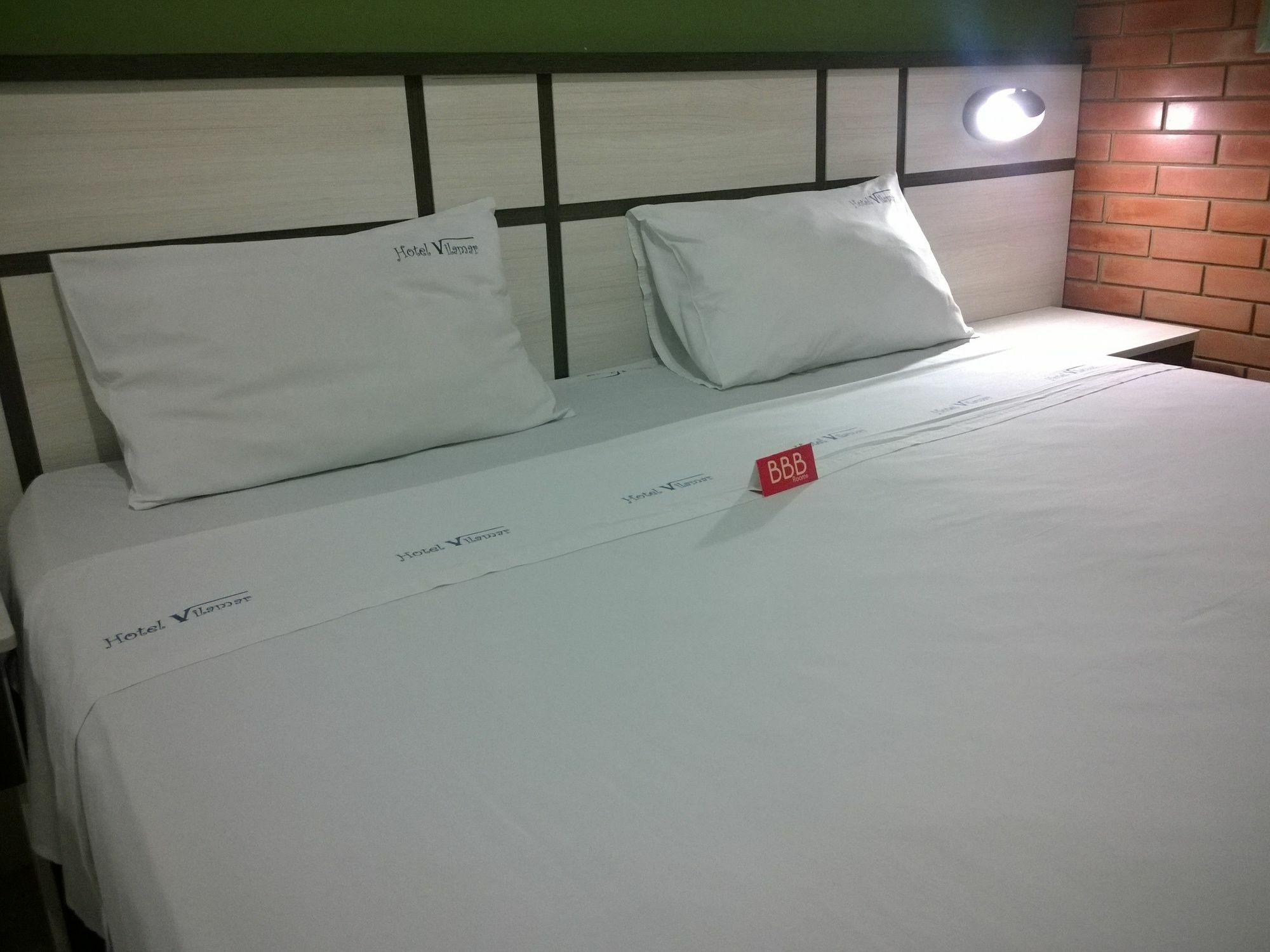 Otel Bbb Metro Praca Da Arvore Sp 2*