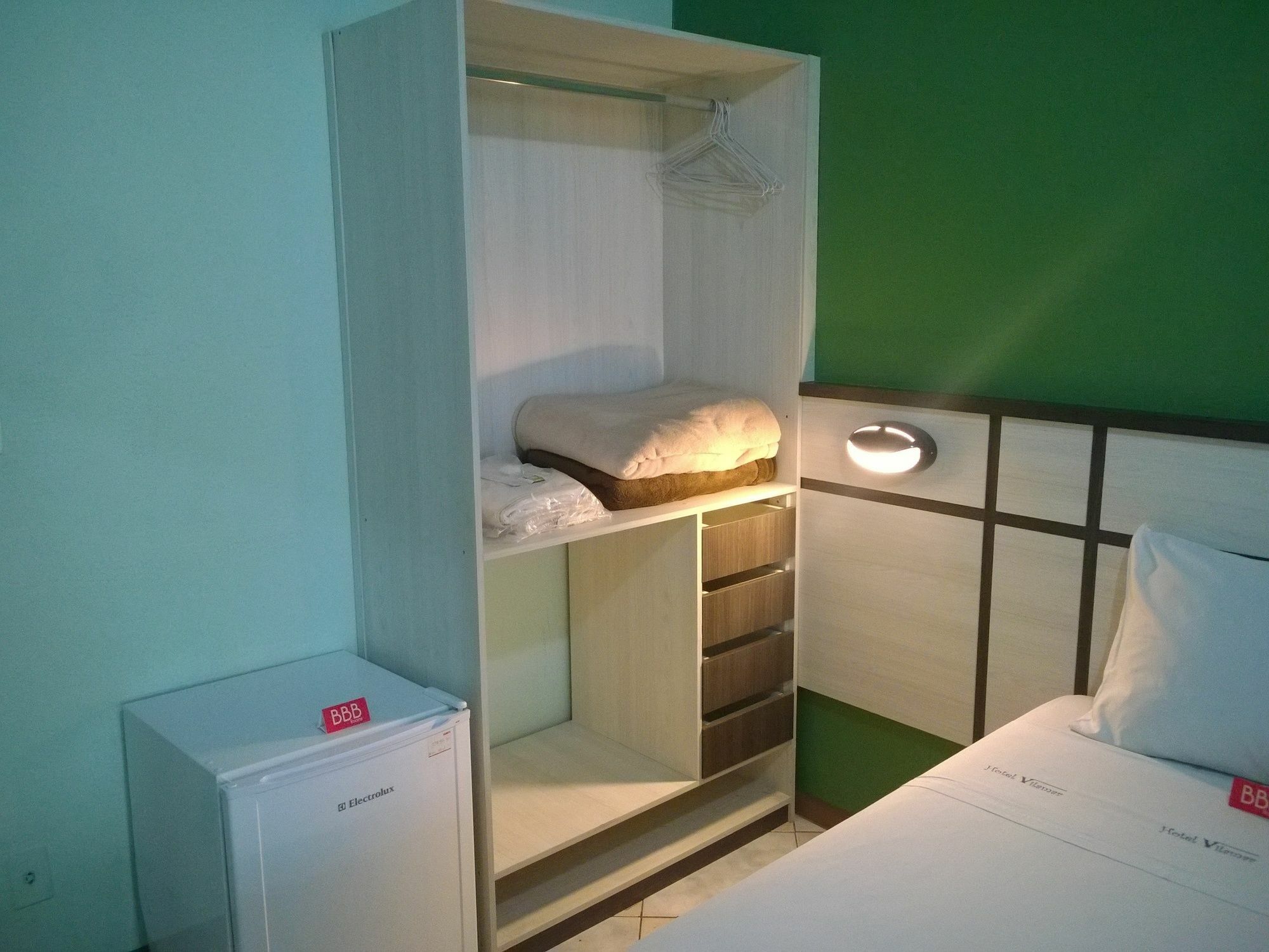 Otel Bbb Metro Praca Da Arvore Sp 2*