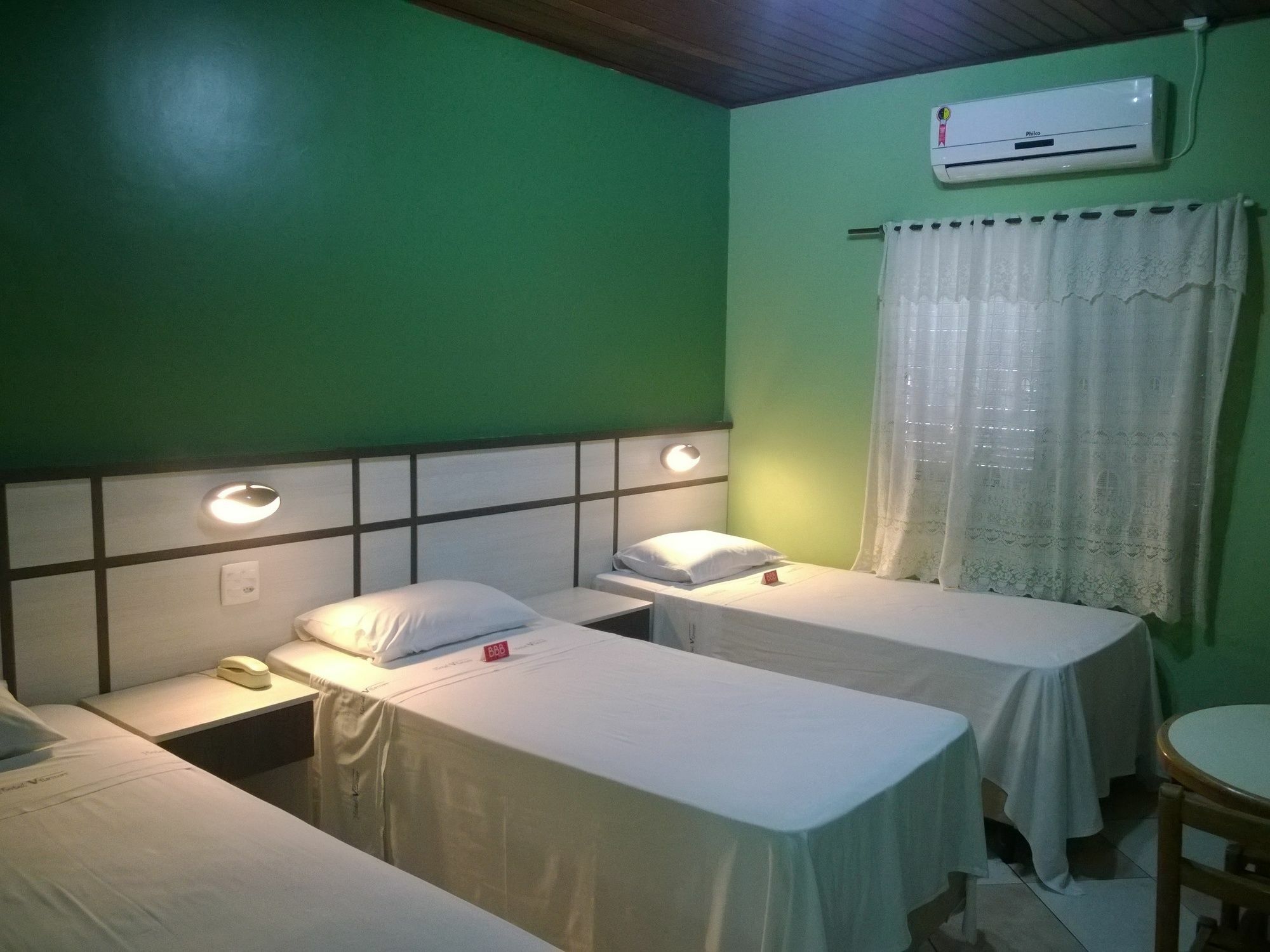 Otel Bbb Metro Praca Da Arvore Sp 2*