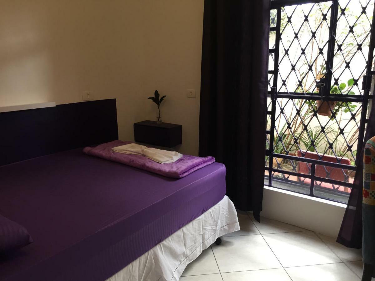 Purple House Hostel *