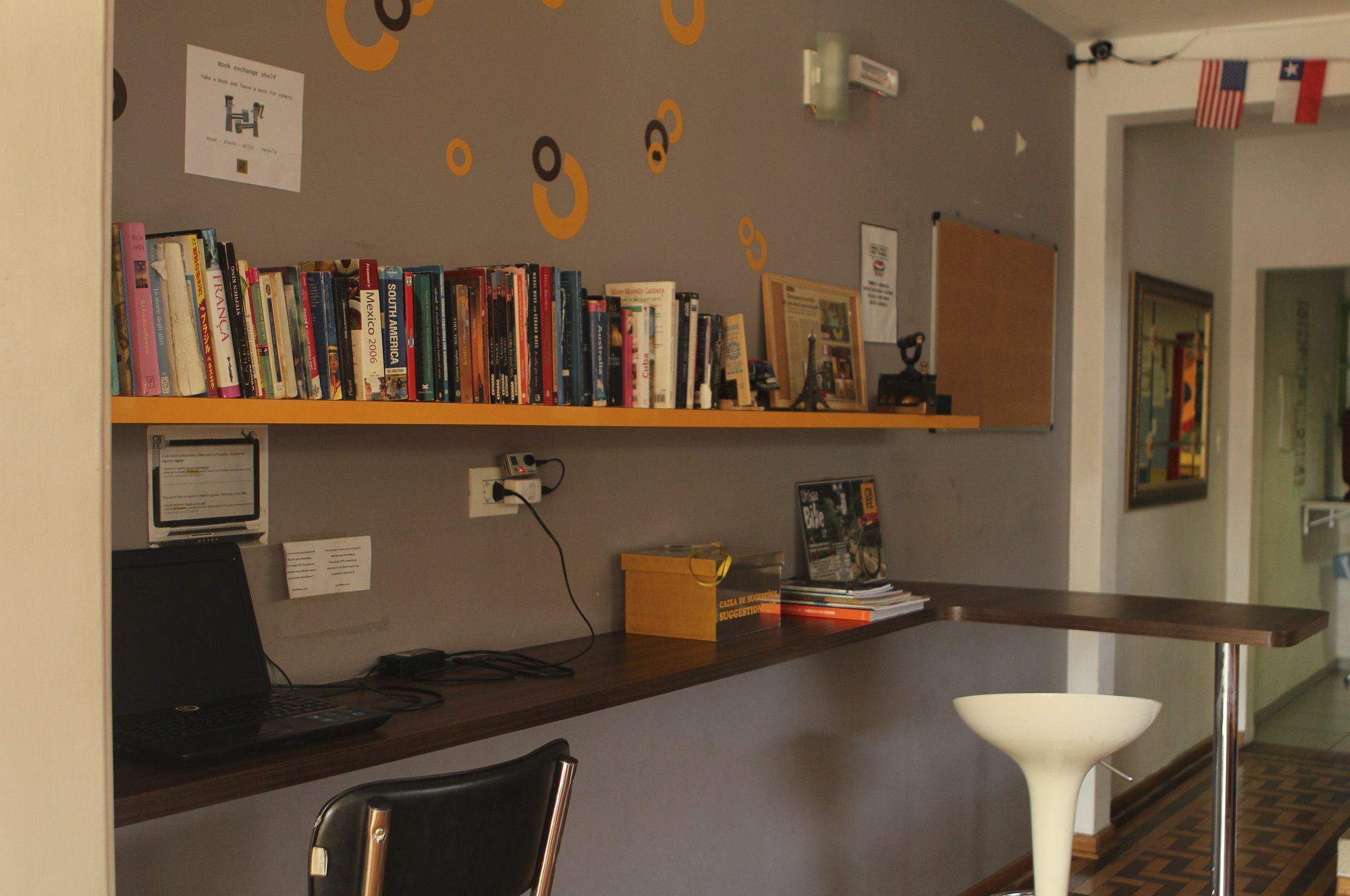Hostel Cafe *