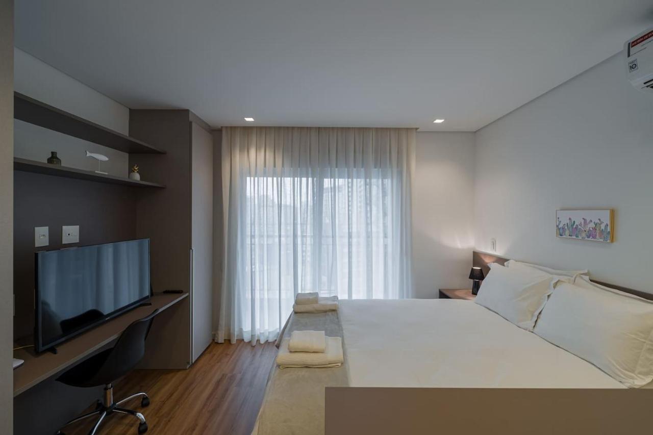 Apartamento BHomy Bela Vista Com AC Próximo Centro APM1610