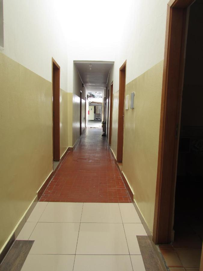 Hospedaria Meni Sob Nova Direcao Proximo Ao Bras E 25 De Marco Hostel