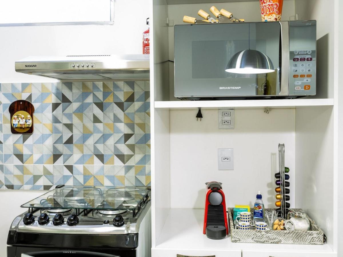 Com 2 Quartos Em Alto De Pinheiros Apartment