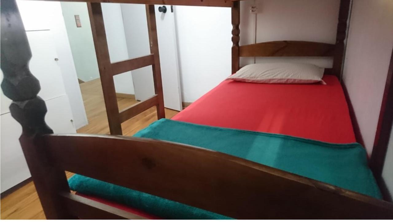 Hostel Calabria Na Madalena Junto A Alegria Da *