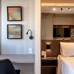 Studio 16º Andar, Piscina Aquecida, A/C Em 6X Sem Juros