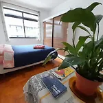 Quarto Tranquilidade Em Apto Compartilhado