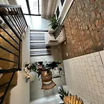 Hostel Pe De Acai - Quarto Compartilhado