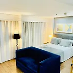 Vila Olimpia Suites Inside Radisson Hotel