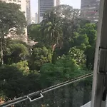 Studio 73 - Vista Linda, Prox Metro, Wi-Fi 300 Megas, Ar Cond