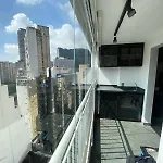 Ape Republica A Uma Quadra Do Metro