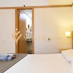 Elegance Suites Consolacao