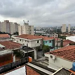 Sobrado Prox Ao Autodromo Com Vaga De Estacionamento