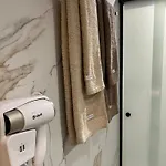 Studio - Premium 2