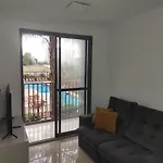 Apartamento Confortavel E Com Piscina Em Sao Paulo