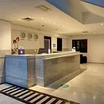 Multihouse- Hampton Park Jardins