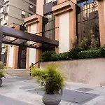 Multihouse- Hampton Park Jardins