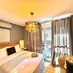 303 - Rentaqui - Studio Augusta Elegance Pool New