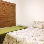 Hostel Flor De Maria