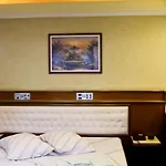 Omega Palace Hotel
