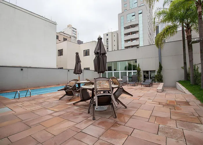 Elegance Suites Consolacao