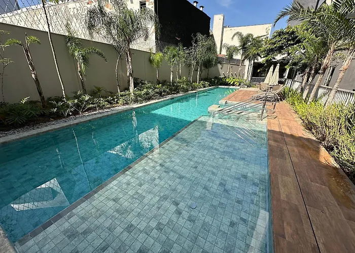 Trevizzo Houx Pinheiros