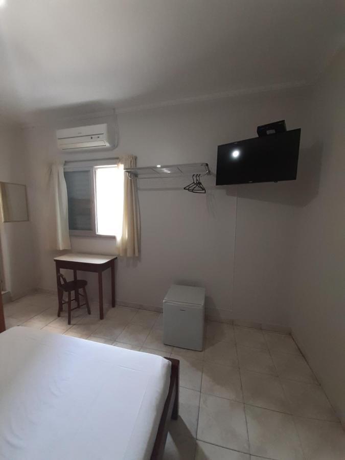 Apeninos Basicas Guest house Sao Paulo