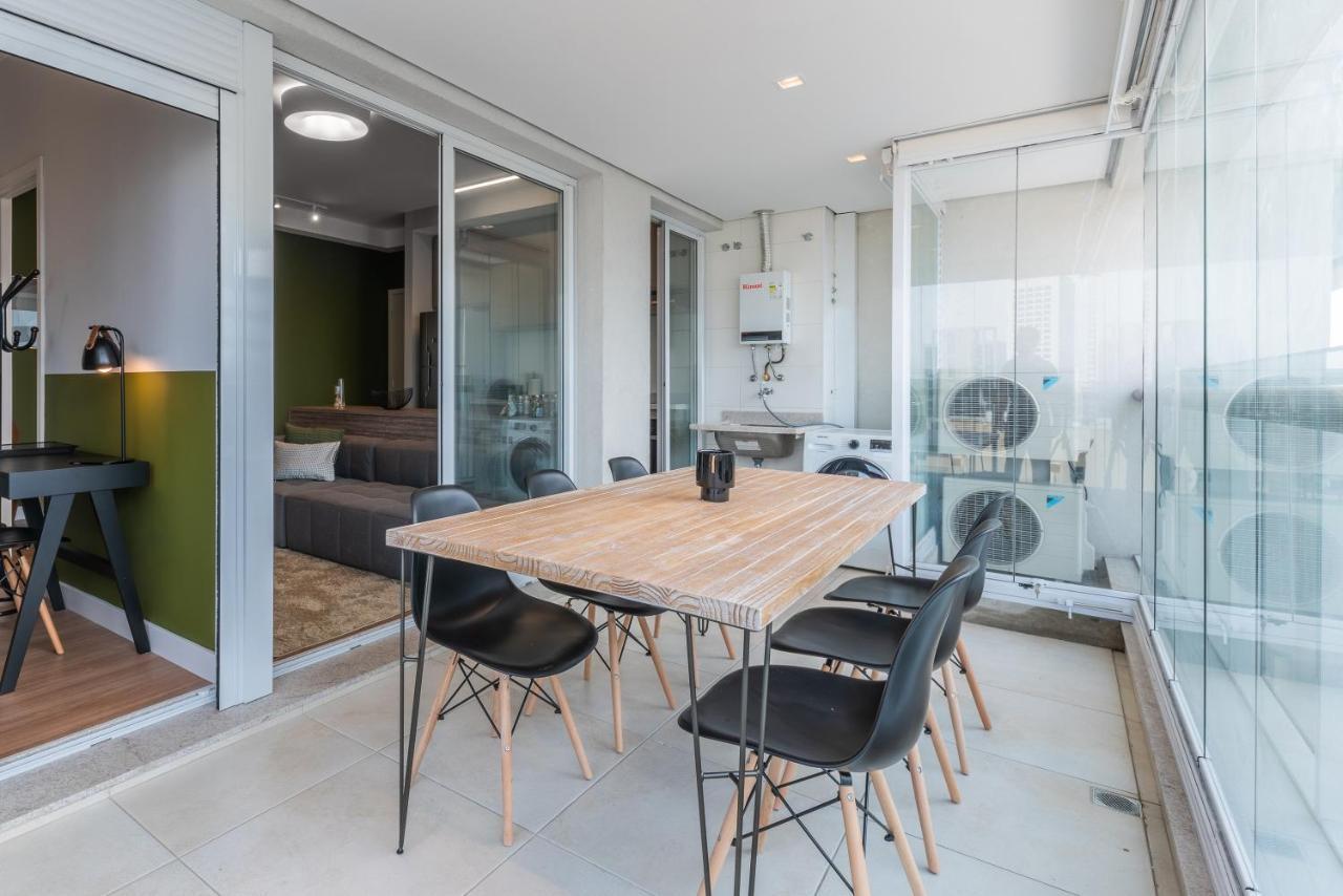 Apartamento Completo Com Varanda - Vila Olimpia São Paulo