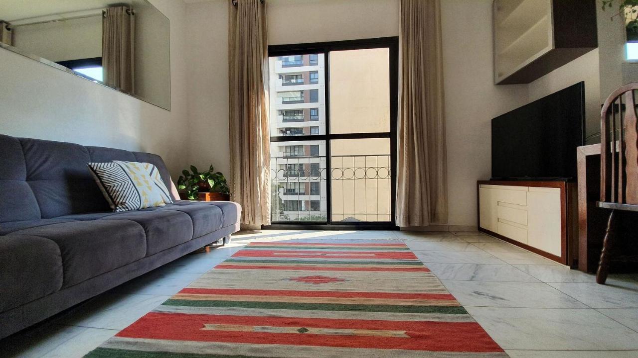 Amplo Bem Iluminado Perto Da Av Paulista E Augusta Apartment