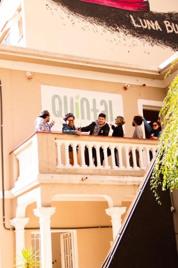 Quintal & Bar