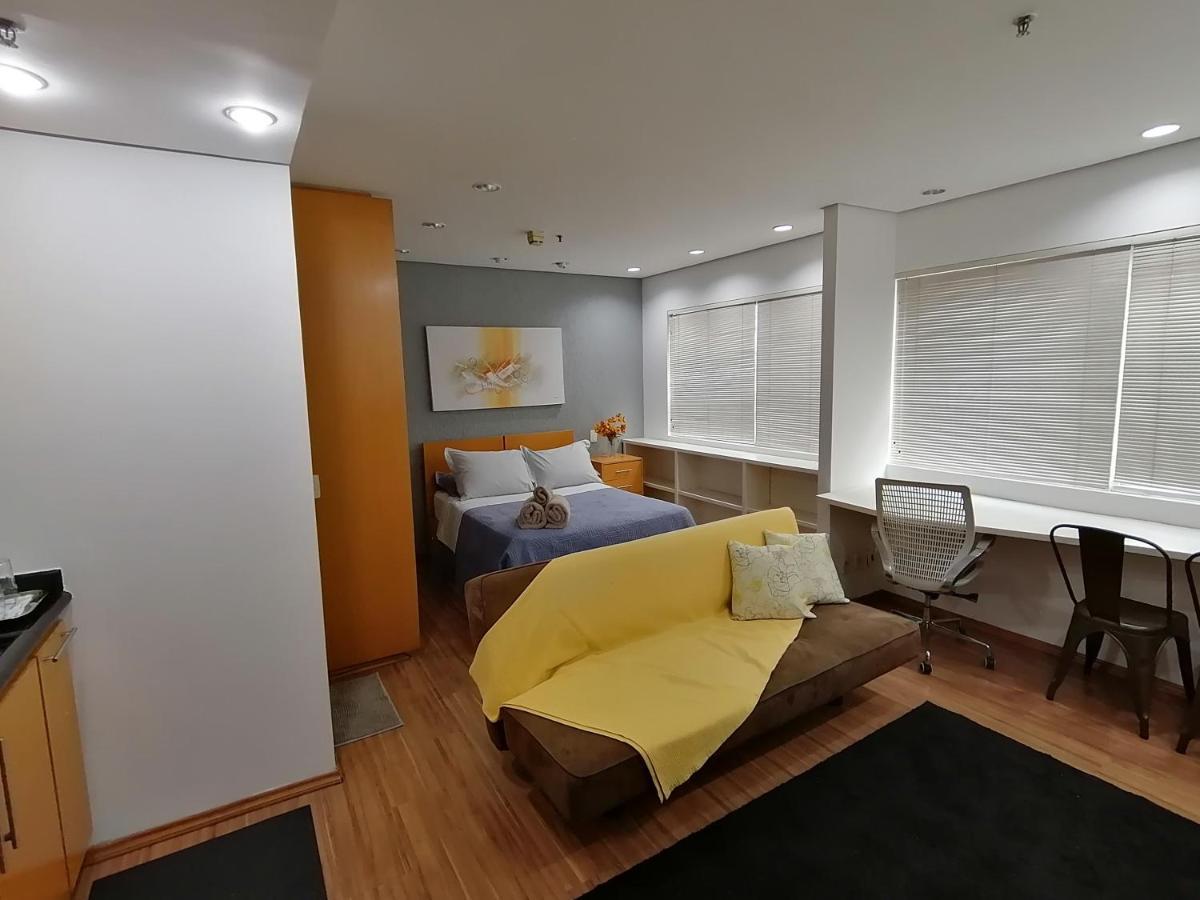 Charmoso Flat Na Vila Olimpia Entre Os Shoppings Jk E Vila Olimpia *
