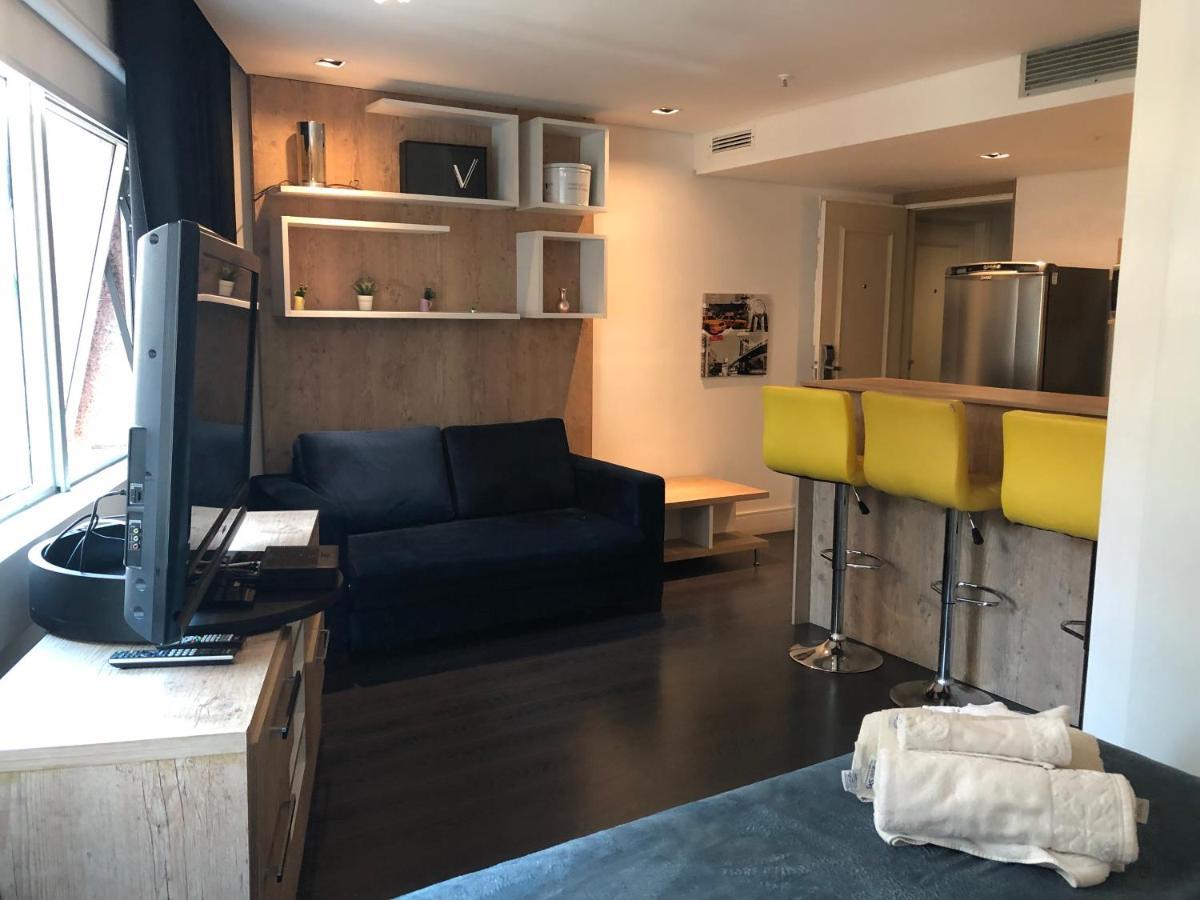 Charmoso Flat Na Vila Olimpia Entre Os Shoppings Jk E Vila Olimpia