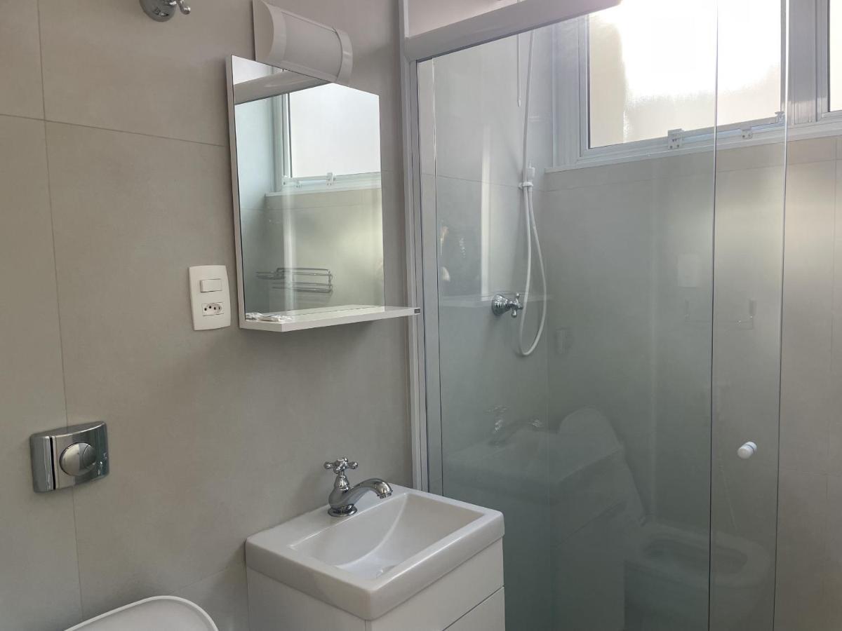 Akile Faria Lima Apartment