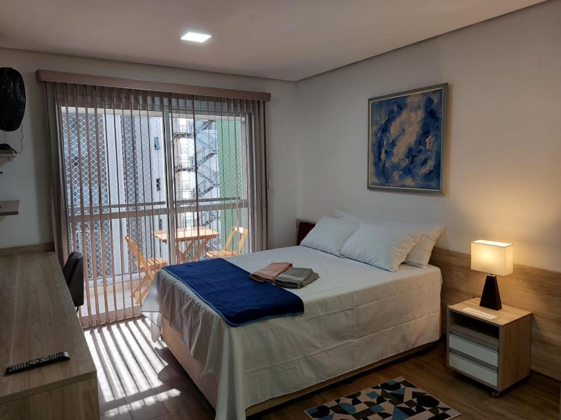 Prox. Metro Avs.paulista E Brig. L. Antonio Apartamento São Paulo