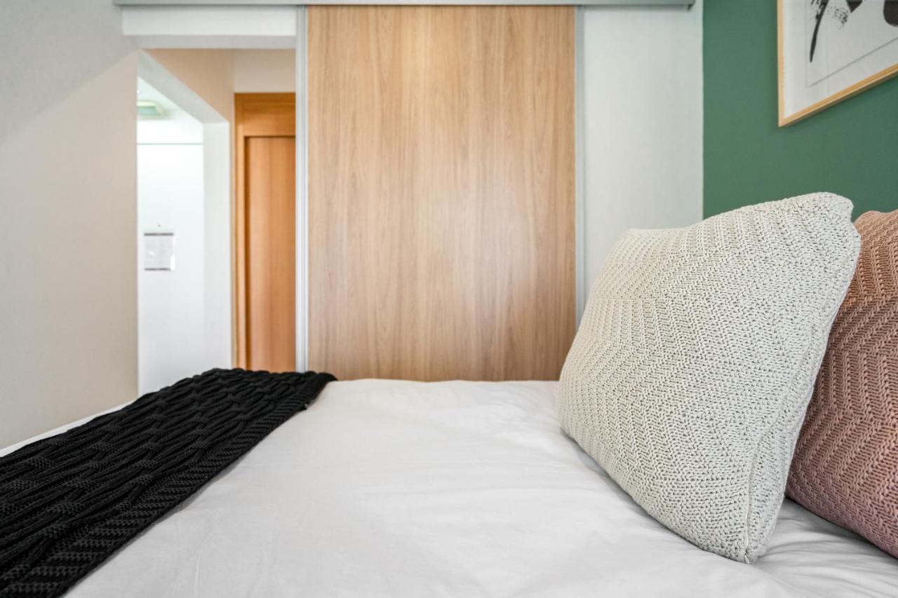 Apartment Apto Moderno Com Varanda E Vaga - Itaim Bibi Sao Paulo
