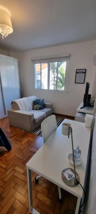 Kitnet Mobiliada - 28m² - Na Chacara Santo Antonio * Sao Paulo