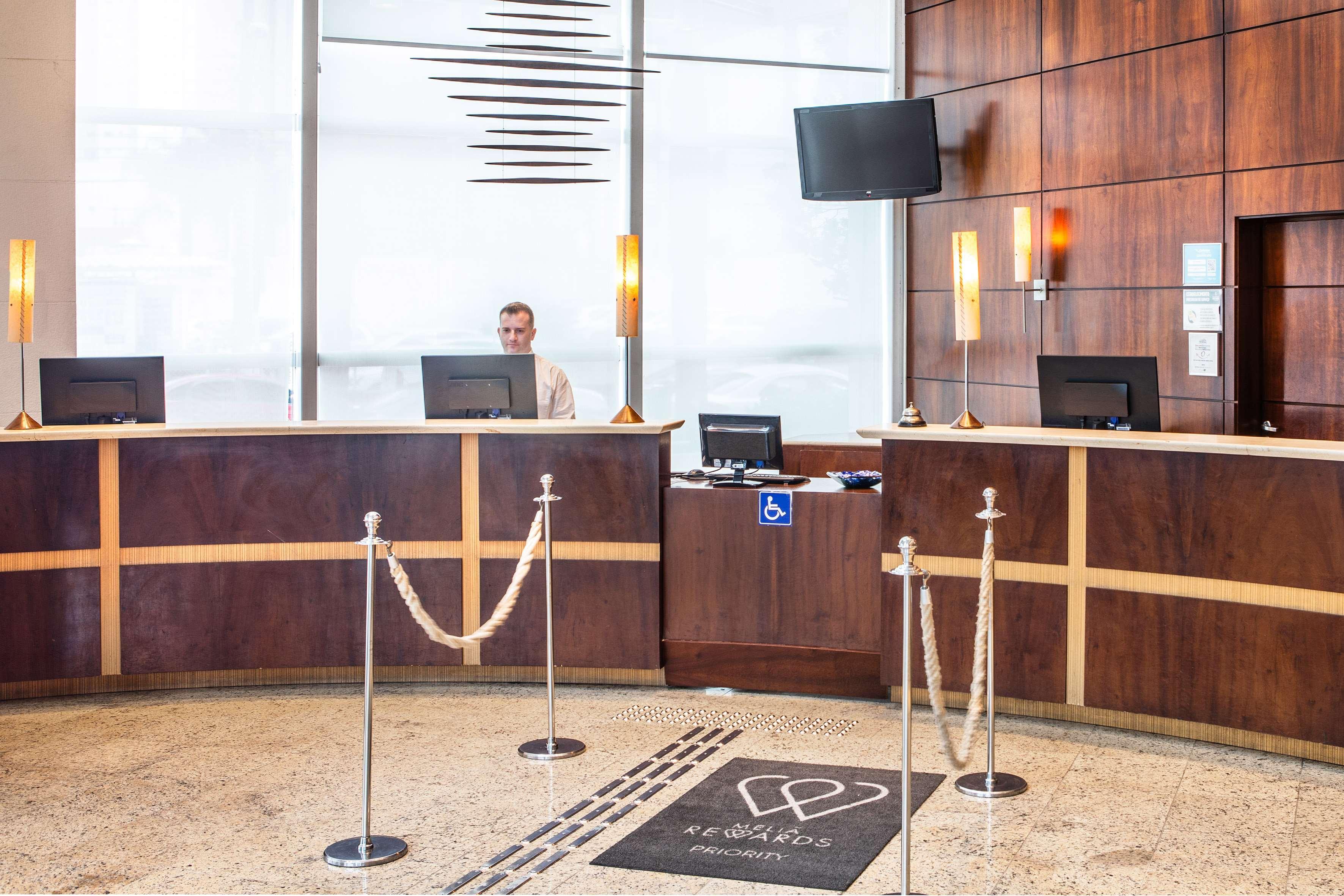 Hotel Nacoes Unidas Affiliated By Melia 4*