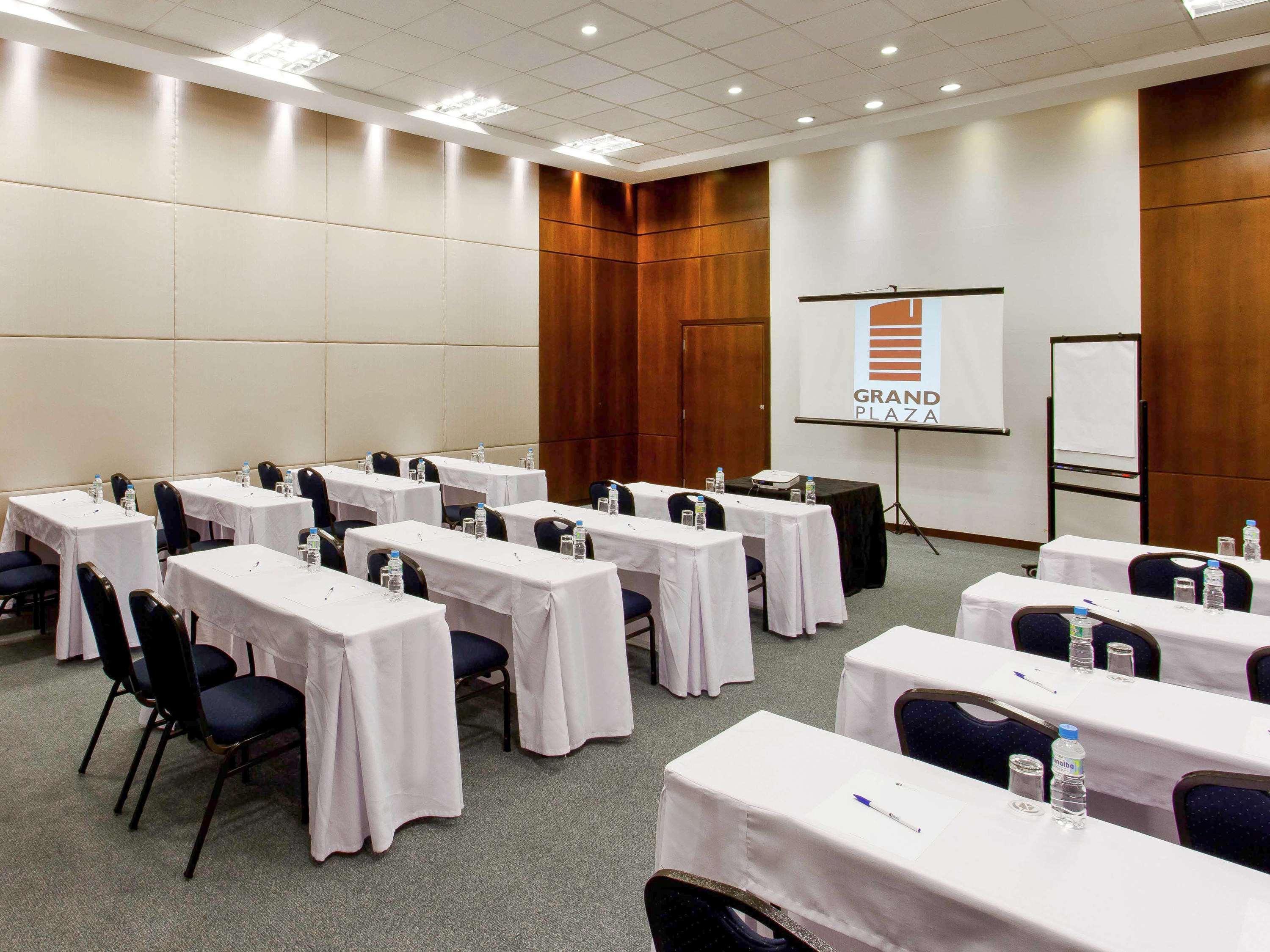 Hotel Mercure Grand Plaza Paulista 4*