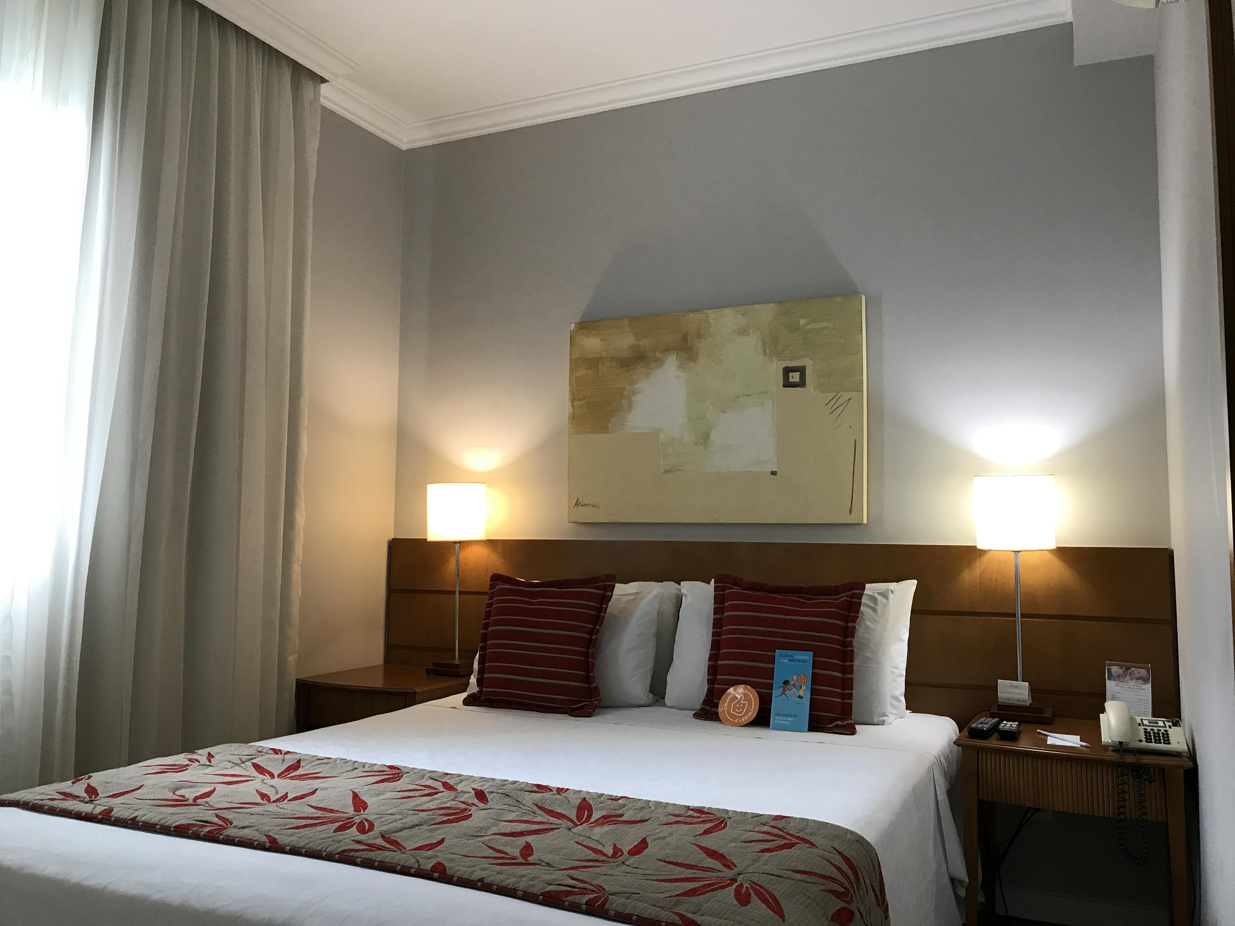 Roomo Bela Cintra Residencial *