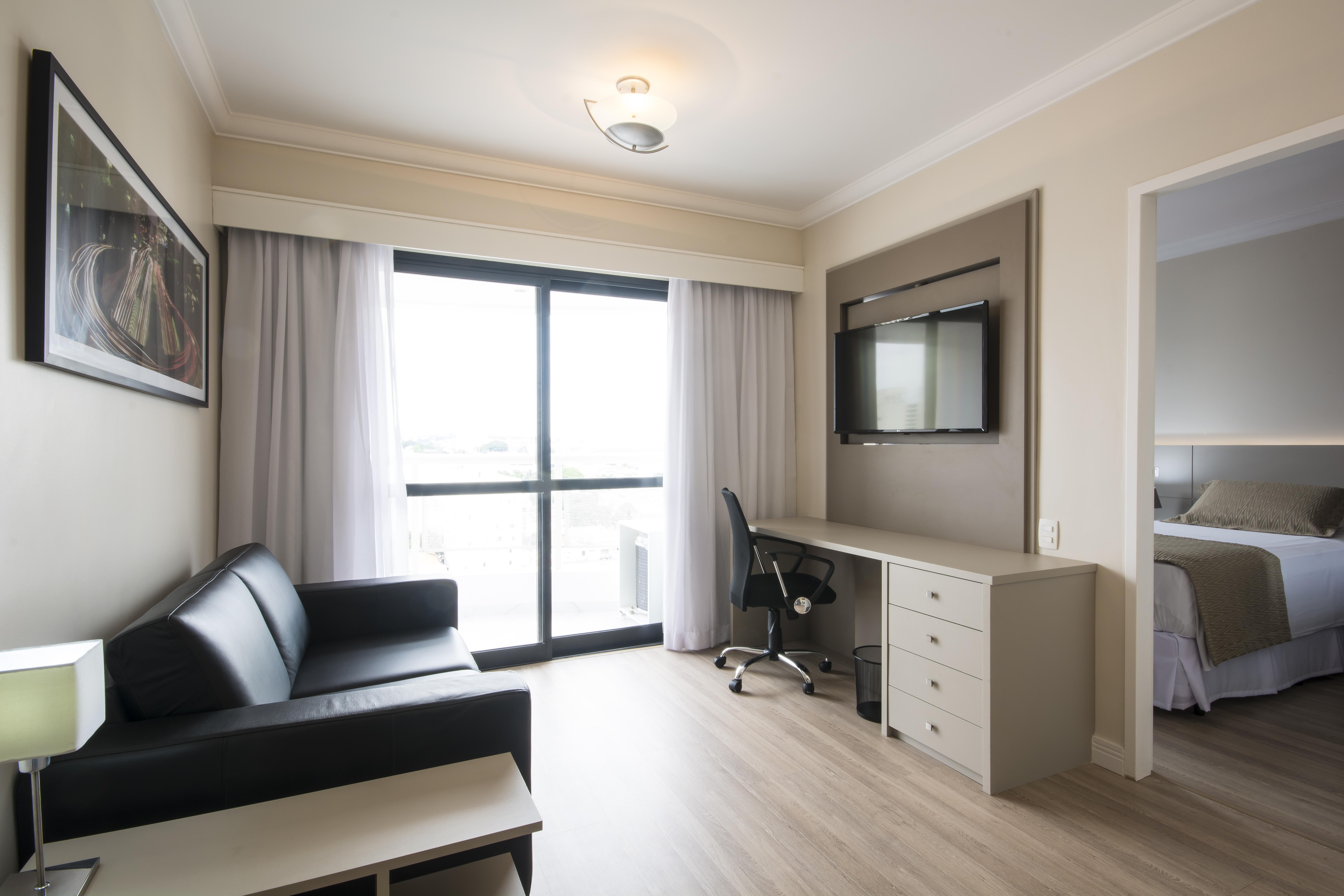 Tsue The Palace Flats 4*